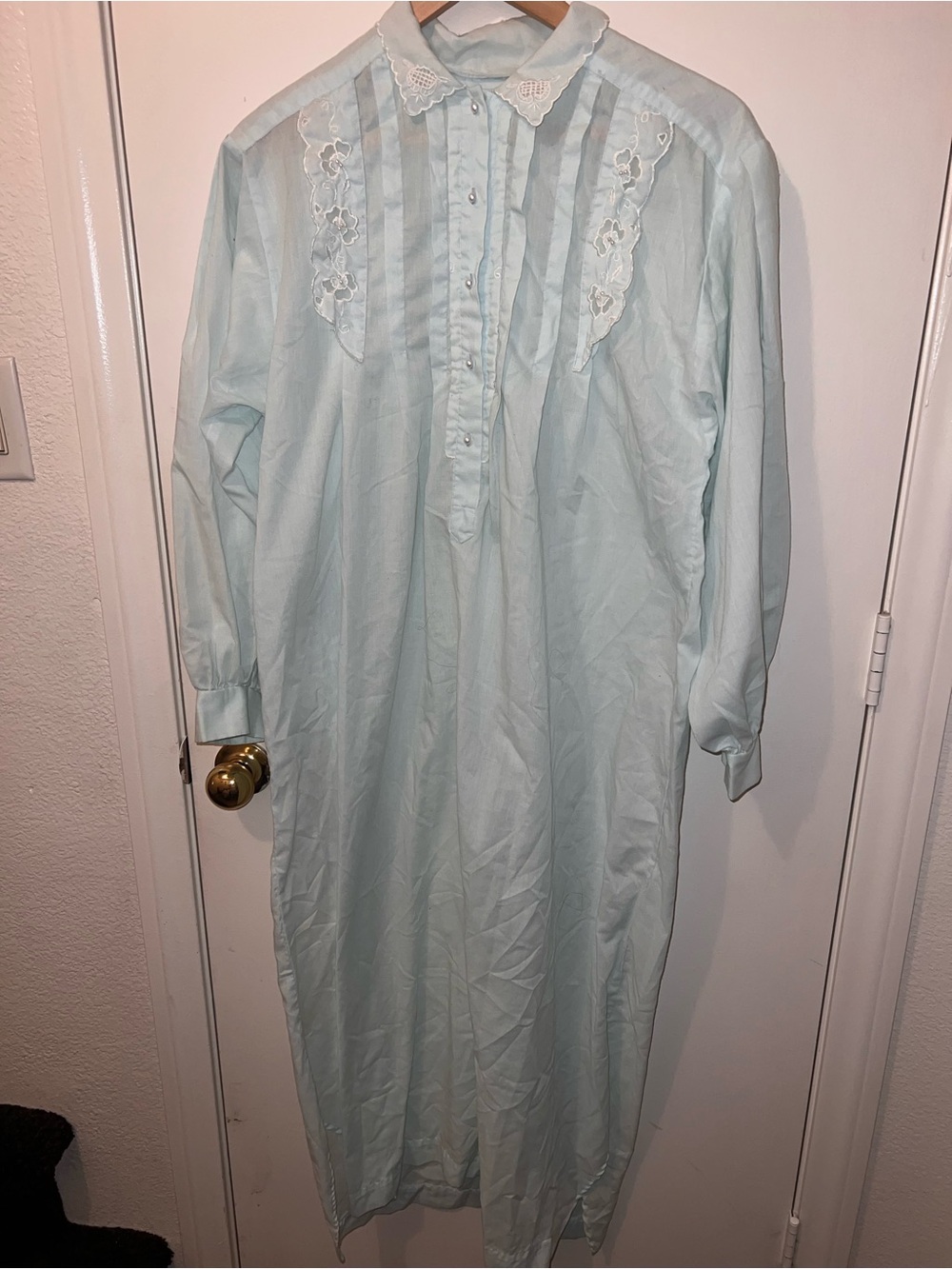 Light blue Lace-Trim Nightgown